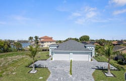 1107 SE 38 ST, Cape Coral, FL 33904