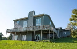 305 Southridge Drive, Waverly, IA 50677
