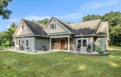 6574 Lafountaine Drive, Plainwell, MI 49080