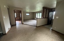 523 N B Street, Oskaloosa, IA 52577