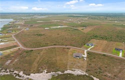 109 Sunrise Drive, Rockport, TX 78382