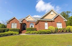 306 Oak Leaf Lane, Glencoe, AL 35905