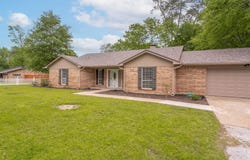906 N Tyler Street, Big Sandy, TX 75755