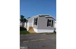 1405 FARRELL AVENUE, CHERRY HILL, NJ 08002