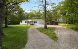 16 Garrett Lane, Defiance, MO 63341