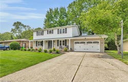 868 KING GEORGE BOULEVARD, SOUTH EUCLID, OH 44121