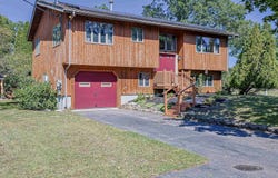 19 Brooks Road, Seabrook, NH 03874