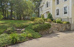 3 Abbey Rd, Georgetown, MA 01833