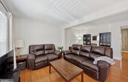4 W CHRISTINA PLACE, NEWARK, DE 19702