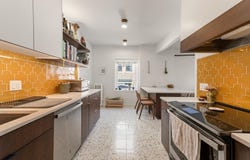 1714 E Kane Pl, Milwaukee, WI 53202