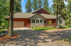 526 Roop Rd, Cocolalla, ID 83813