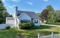 76 Forsythia Lane, Cranston, RI 02921