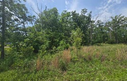 000 64 Hwy, Lebanon, MO 65536