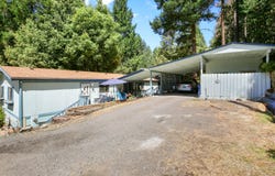 211 Barlow Street, Cave Junction, OR 97523