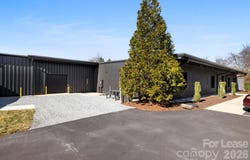 110 Commercial Boulevard, Flat Rock, NC 28731