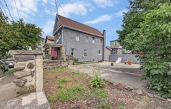 2035 Delaware Street, Dunmore, PA 18512