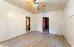 301 E 7th Street, Washington, IA 52353