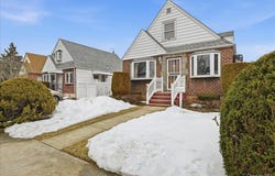 82-59 263rd Street, Floral Park, NY 11004