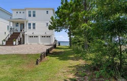 1702 Stanford Rd, Gulf Breeze, FL 32563