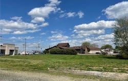1214 7th Street, Parkersburg, WV 26101