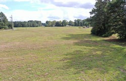Sharon Road, LAUREL, MS 39443