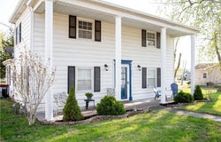 205 E Washington Street, Kearney, MO 64060