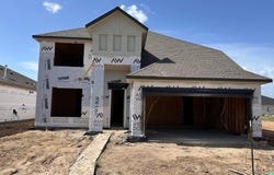 3908 Sterling Springs Lane, League City, TX 77573