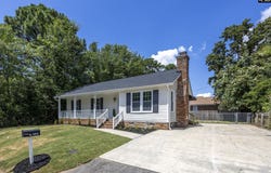 2401 Breezewood Road, Cayce, SC 29033
