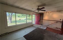 610 Edwardsville Drive, Edwardsville, KS 66111