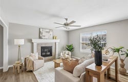 910 NW Hilltop Lane, Grain Valley, MO 64029