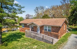 120 Lyons Ln, Sacramento, KY 42372
