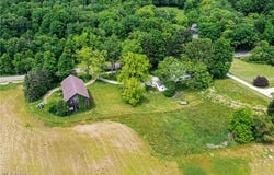1740 W Comet Road, New Franklin, OH 44216