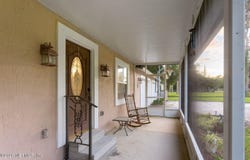 177 CENTRAL Avenue, San Mateo, FL 32187