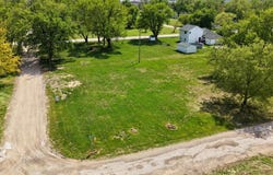 303 1st St, Pacific Junction, IA 51561