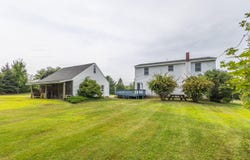 25 Mountain View Drive, Rockland, ME 04841