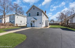 282 Carr Avenue, Keansburg, NJ 07734