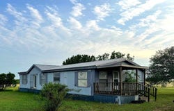 5206 FM966, Shiner, TX 77984