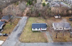 825 Parkwood Street, Burlington, NC 27215