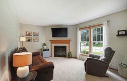 1225 Fleur Drive, Waterloo, IA 50701