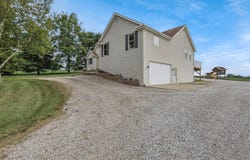 6825 Clearport Road SW, Lancaster, OH 43130