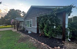 404 Nixon RD, Lavaca, AR 72941