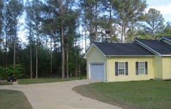 445 Southside Dr, Lyons, GA 30436
