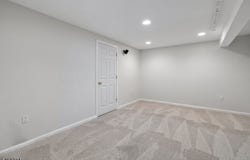 233 Patriot Hill Dr, Bernards Twp., NJ 07920-4213