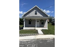 83 JACKSON STREET, PAW PAW, WV 25434