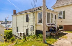 21 Government Street, Kittery, ME 03904