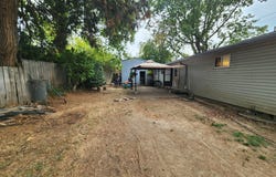 5090 WINDSOR ISLAND Rd N, Keizer, OR 97303