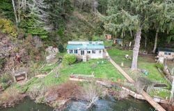 83126 SILTCOOS STATION RD, Westlake, OR 97493
