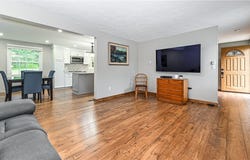 2430 Sapling St, Shaler, PA 15116