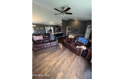 1757 River Rd, Kingston, TN 37763