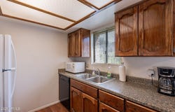 3131 W COCHISE Drive, Phoenix, AZ 85051